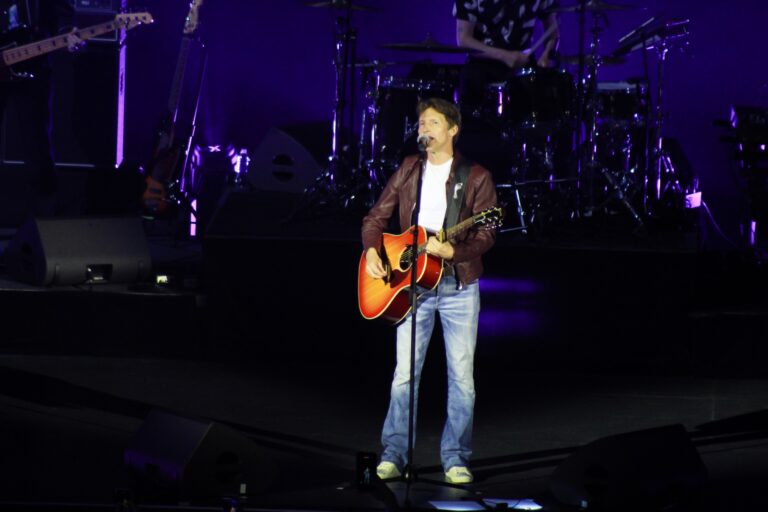 James Blunt conquista Monterrey con una noche llena de emociones ...