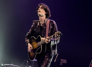 Arath Herce volvió a Monterrey para cantarle al corazón roto y a las emociones que nadie sabe explicar