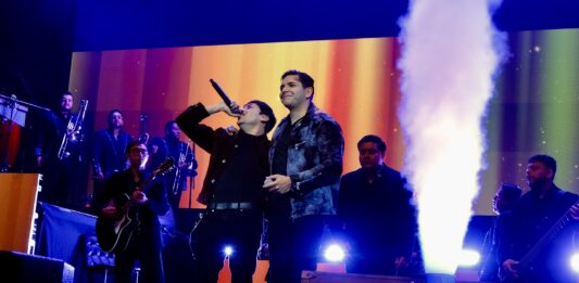 ¡Se canta, se brinda y se llora! Alta Consigna llega a Monterrey con una despedida que pegó directo al corazón